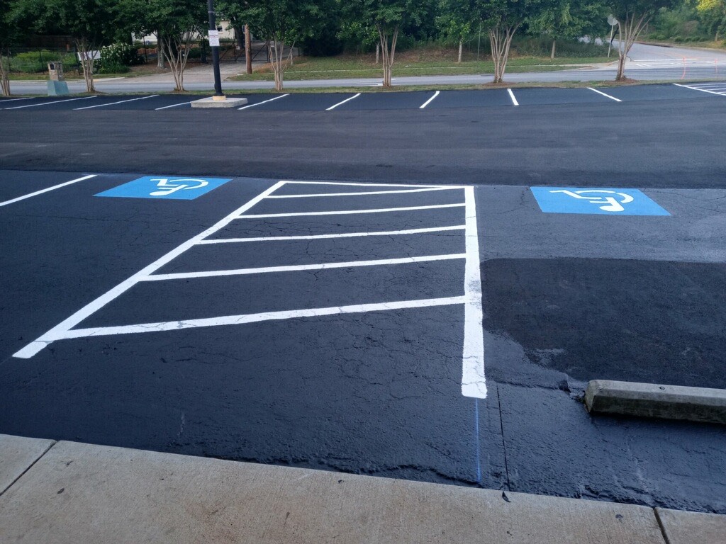 Atlanta Asphalt & Paving LLC Image